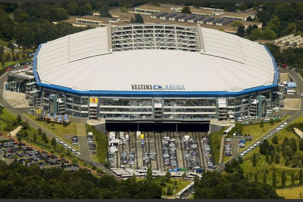 Thông tin lịch sử xây dựng SVĐ Veltins Arena